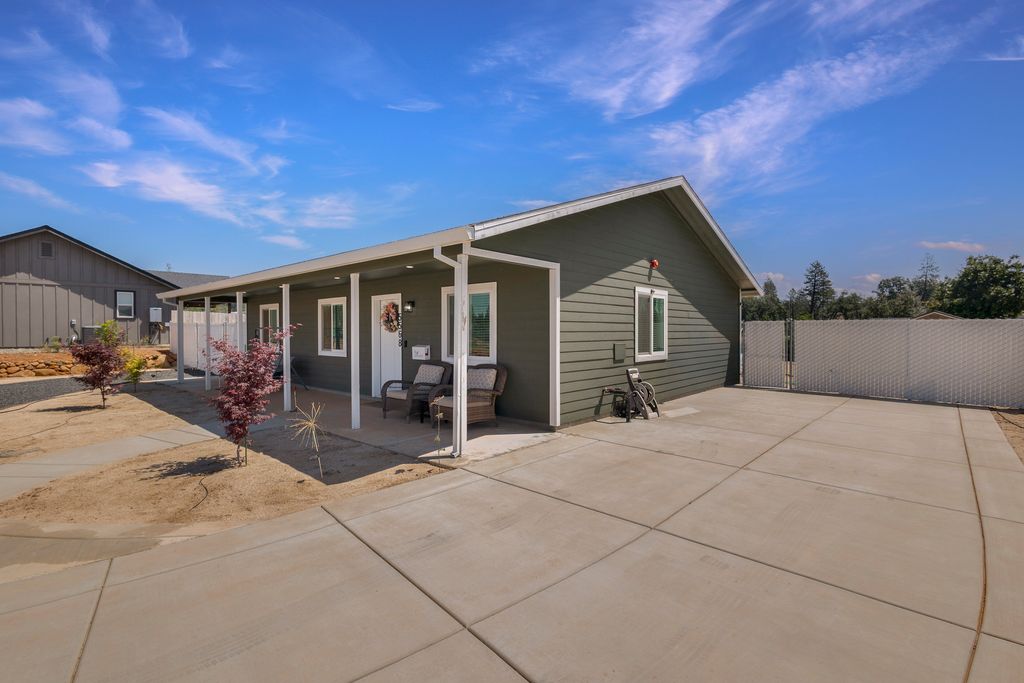 5568 Newland Rd - 009 (Photos)
