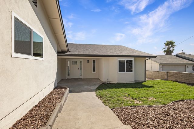 112 Acacia Ave - 001 Photos