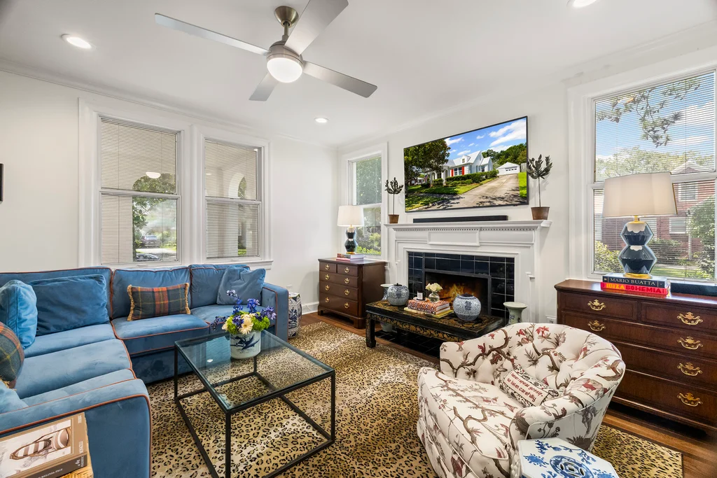 310 E 52nd St - 019 (Photos)