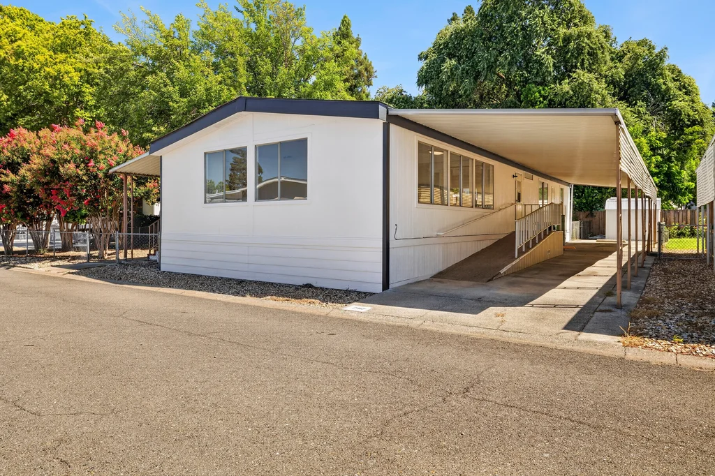 701 E Lassen Ave #297 - 005 (Photos)
