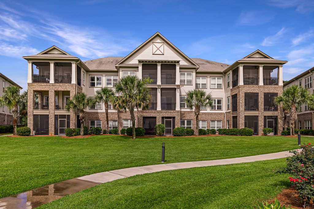 2805 River Oaks Dr - 001 (Photos)