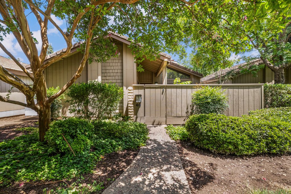 40 Pebblewood Pines Dr - 009 (Photos)