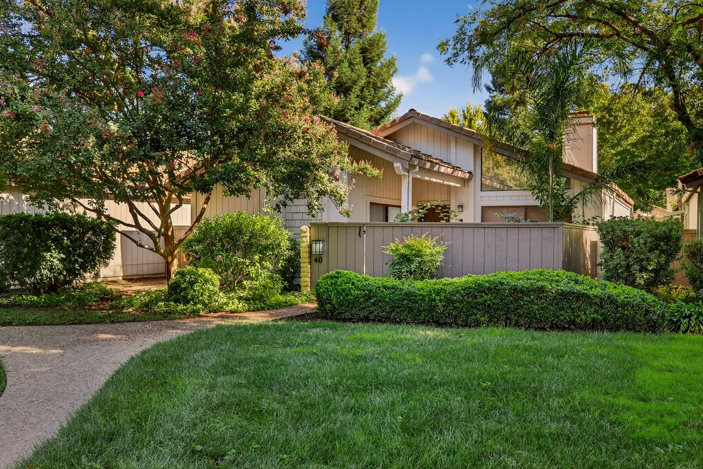 40 Pebblewood Pines Dr - 009 (Photos)