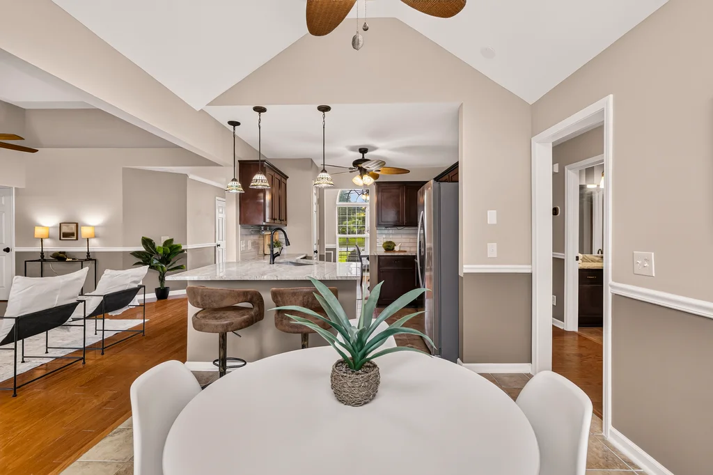 228 Pampas Dr - 013 (Photos)