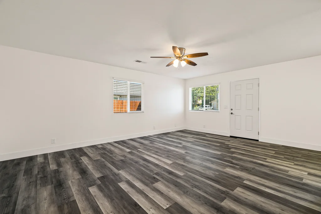 806 Cherry Cir - 009 (Photos)