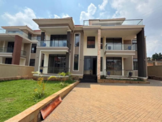 6-Bedroom House in NAKAWA DIVISION, KAMPALA for Sale