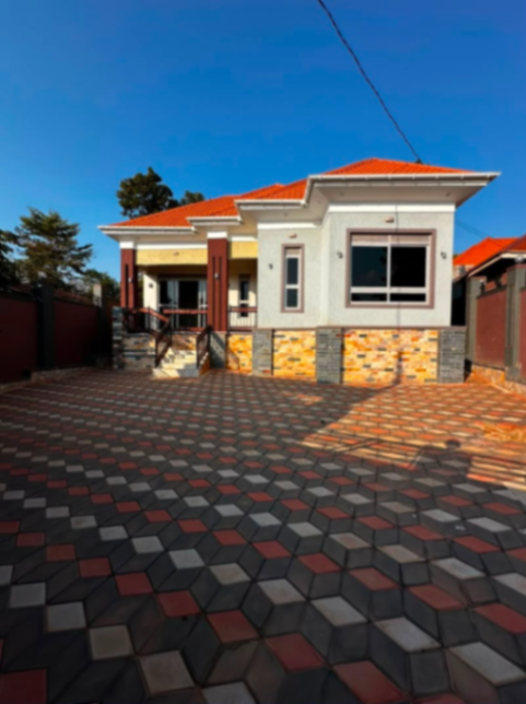 house for sale in Kitende