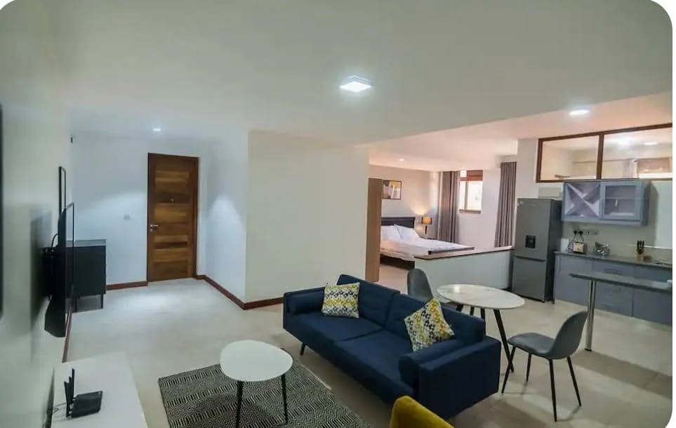 1 bed, 1 bathroom, fully furnished studio measuring upto 750 sqt. Shared amenities, 1 parking spot and on-site security. 