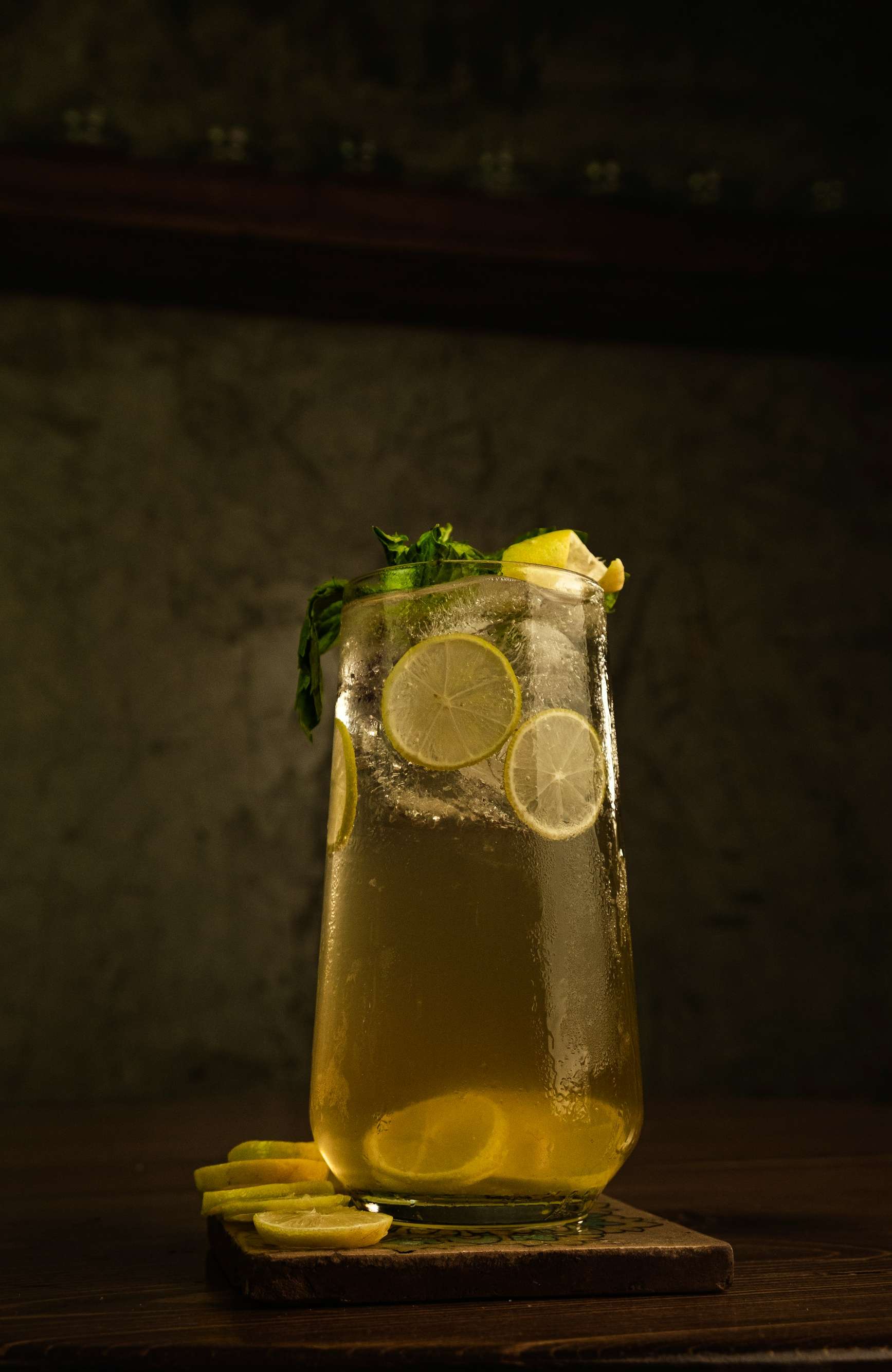Peppermint and Lemongrass Iced Herbal Refreshment