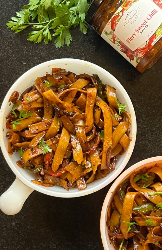 Quick Noodles with Sweet Chilli Sauce