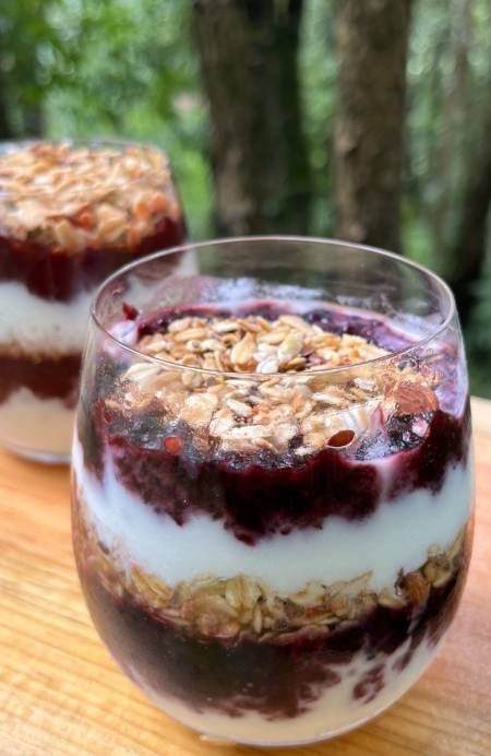 3-Ingredient Yoghurt Berry Parfait