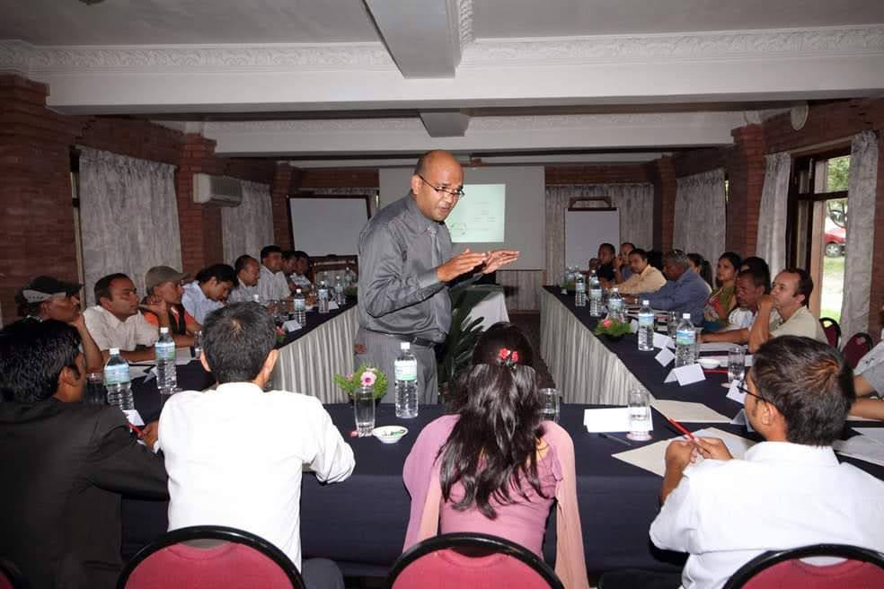 Alok Das conducting training for Greenhill City staff