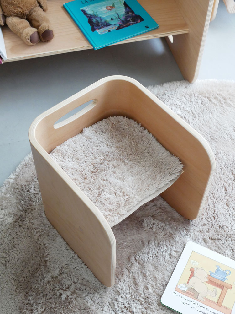 ホップルのコロコロチェア専用チェアパッド、マイクロファイバーと2層ウレタン素材で快適な座り心地を提供する商品画像