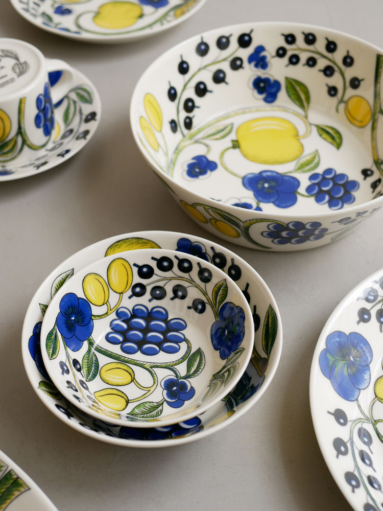 【Arabia/アラビア】パラティッシ ボウル。タイ製の磁器製ディナウェアセットで、複数サイズが揃い電子レンジや食洗機に対応可能