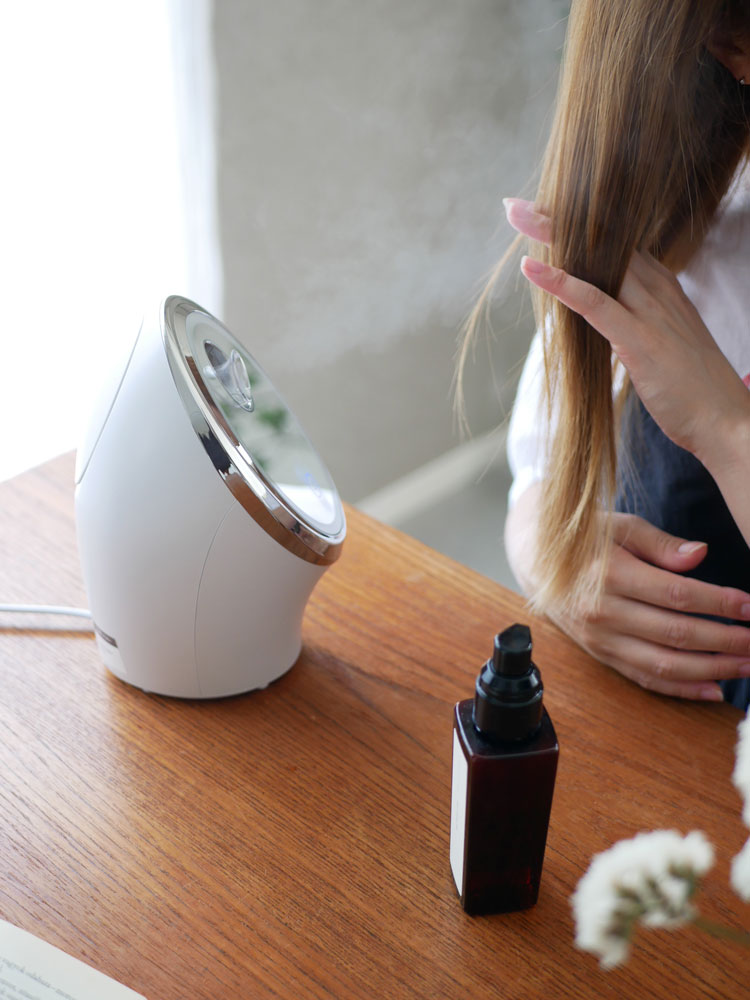 フェスティノのフェイシャルクレンジングナノスチーマー本体