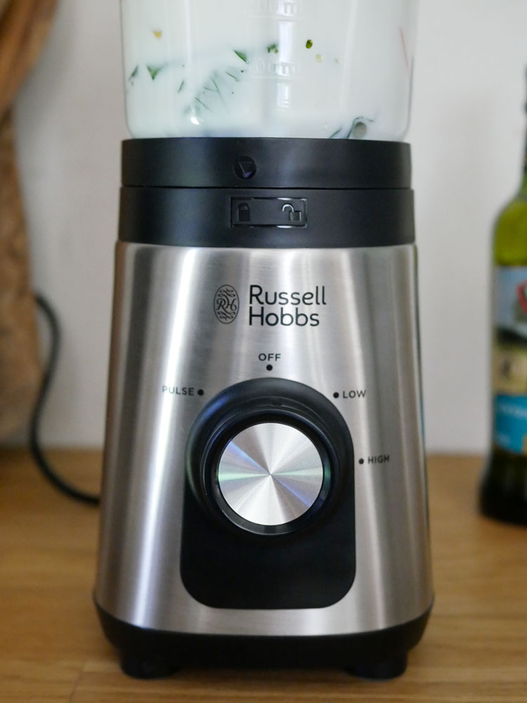 Russell Hobbs（ラッセルホブス）ベーシックブレンダー、600ml容量のガラスボトルを備えたキッチン用ミキサー
