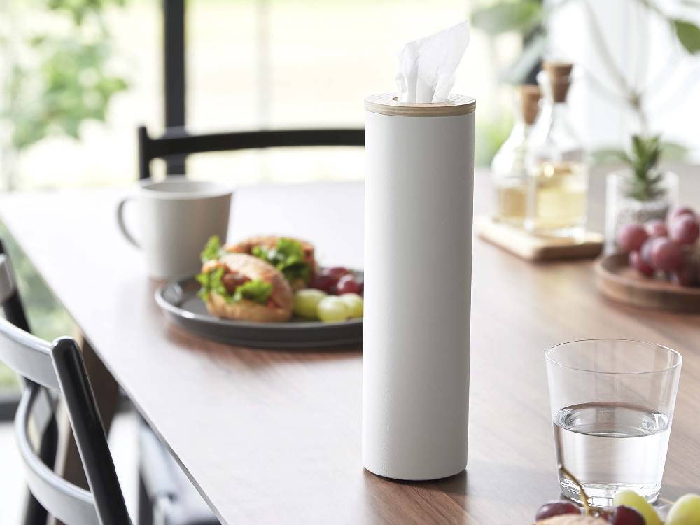 ボトル型のスチール製ティッシュケース、天然木の蓋が付いたデザイン