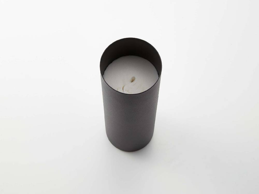 【RIN/リン】のシルバー色ボトル型ティッシュケース