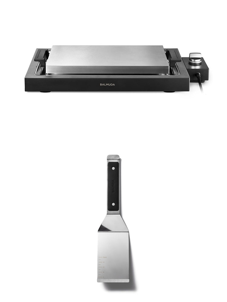 BALMUDA The Plate Proとたこ焼きプレートがセットされたキッチン用調理器具