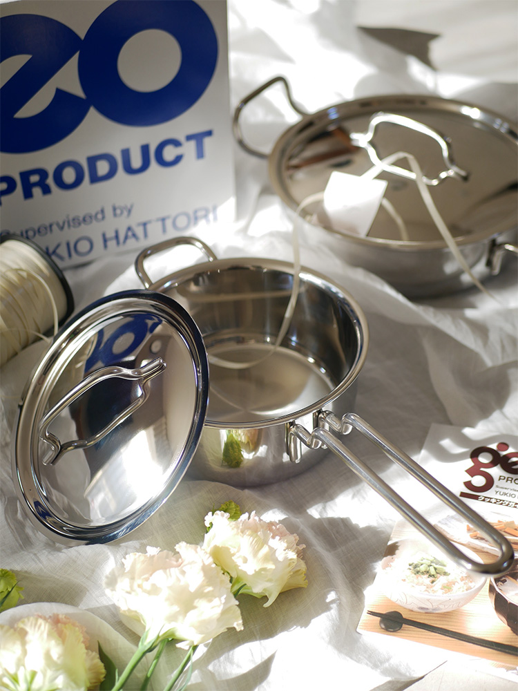 15年保証の日本製ジオプロダクトフタ付き鍋セット。ステンレスとアルミニウム製の高品質な調理器具