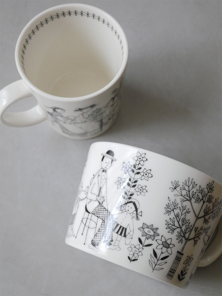 アラビアのエミリアシリーズ、白い磁器製300mlマグカップ。シンプルなデザインで食洗機や電子レンジに対応しています。