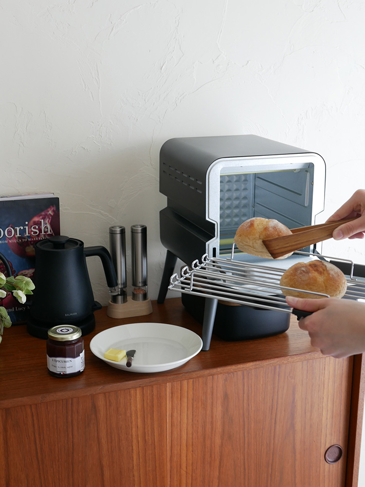 レコルト スライドラックトースター クリームホワイトモデルの外観