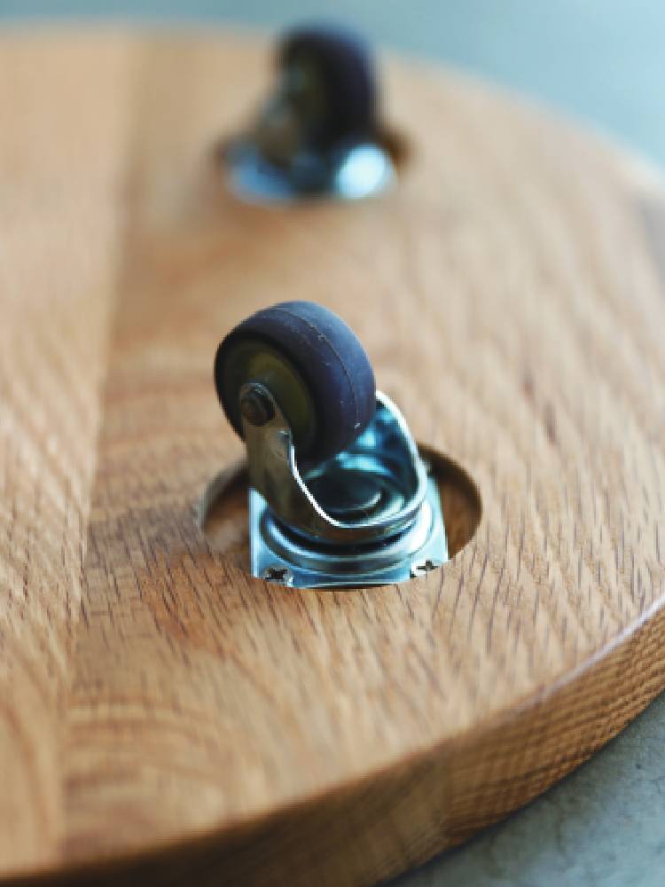 高野木工のホワイトオーク製プランターベース、シングルサイズ24cmの木製鉢受け