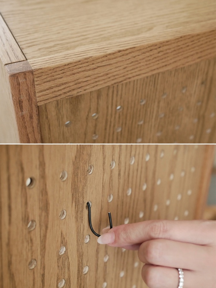 【nora/ノラ】伸ばして曲げることができるレッドオーク製のオープンシェルフ。2段または3段構造でオイル仕上げの木製家具