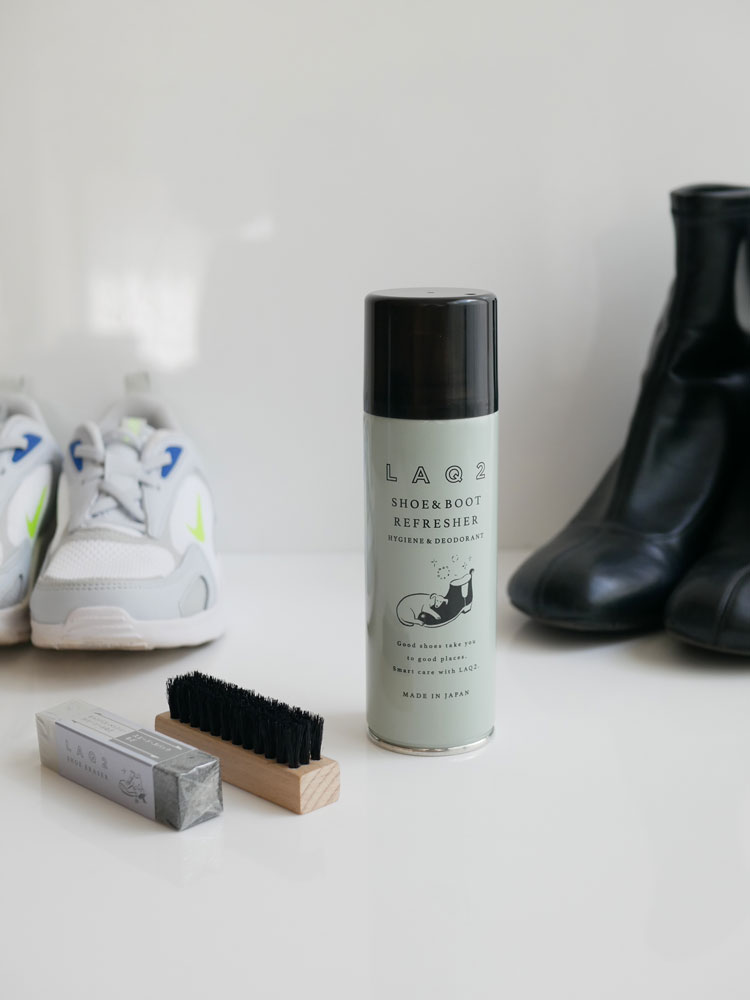 LAQ2（ラクツ）のニオイ撃退シューズ＆ブーツリフレッシャーとシューイレイサーのセット