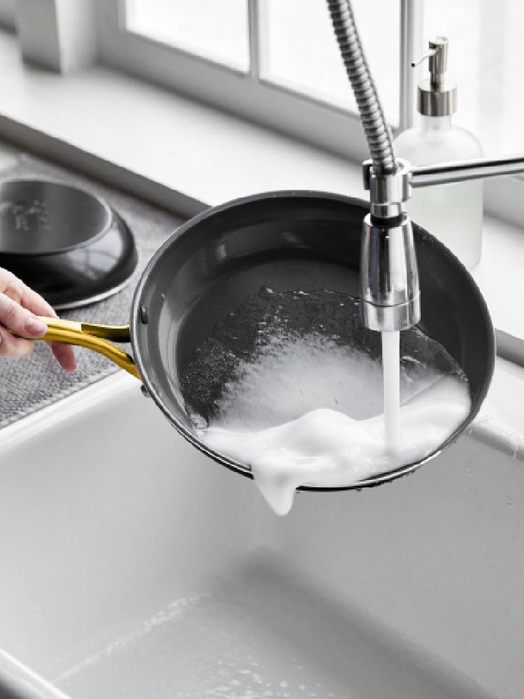 グリーンパン ストゥディオシリーズのキャセロール、ソースパン、ミルクパンの調理器具セット