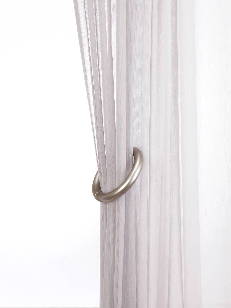 アンブラ ハロ マグネティックタイバック2個セット付きカーテン、グロメットあり