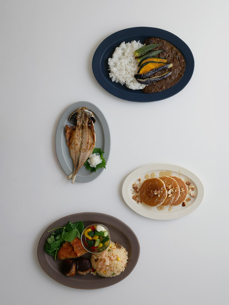 サクザンのSaraオーバルプレートに盛られた新鮮な野菜料理