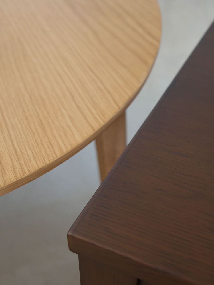 高さ調節可能なオーク材製のリビングこたつテーブル