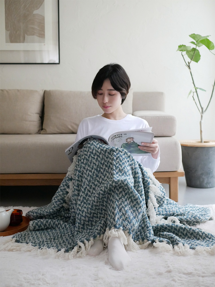 シセイ「レジャリー」ウールブランケット、毛90％とナイロン10％の快適な大判ブランケット