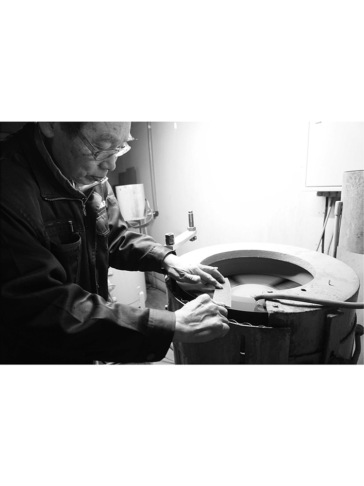 協和工業のストーンバリア包丁ライトタイプとシャープナーのセット