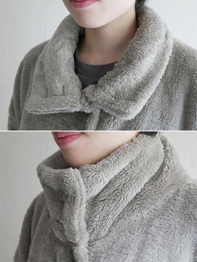 Le bois（ルボア）ルームウエアシリーズのポリエステル製ルームカーディガンロング。襟やポケットが付いた暖かいデザインで、冬に最適な室内用オーバーコート。