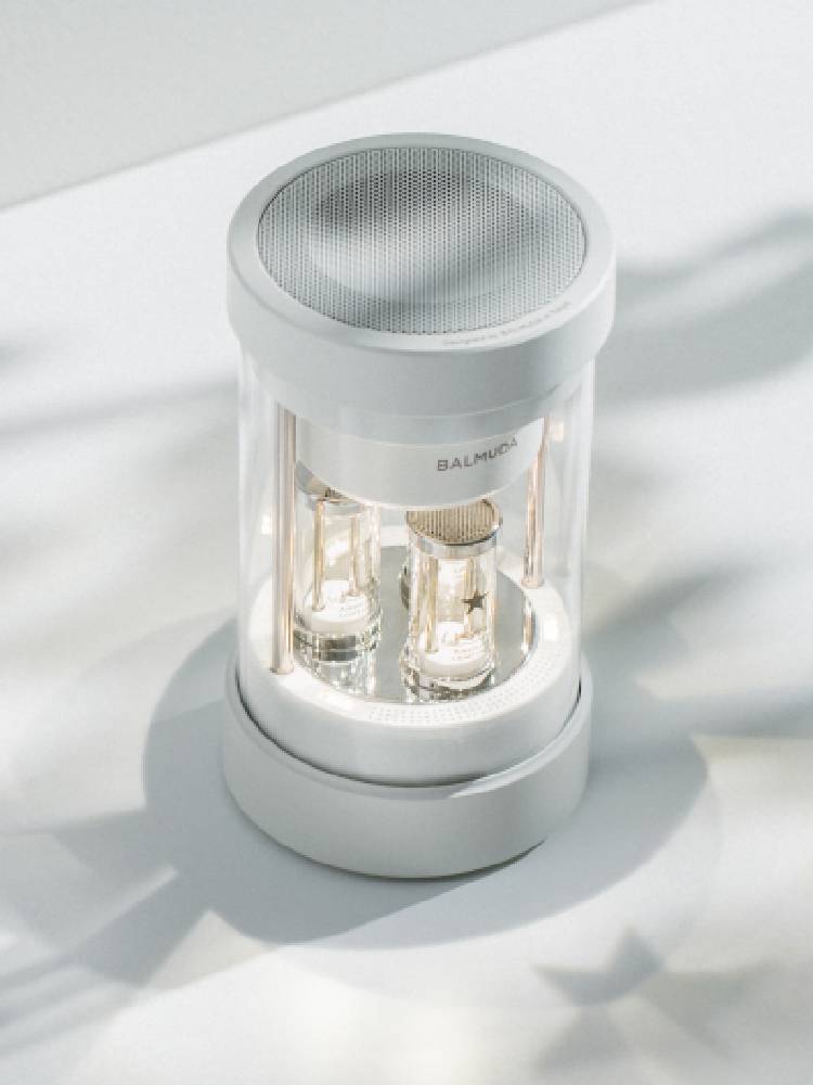 BALMUDA（バルミューダ）のThe Speaker、スタイリッシュなデザインのホームオーディオスピーカー