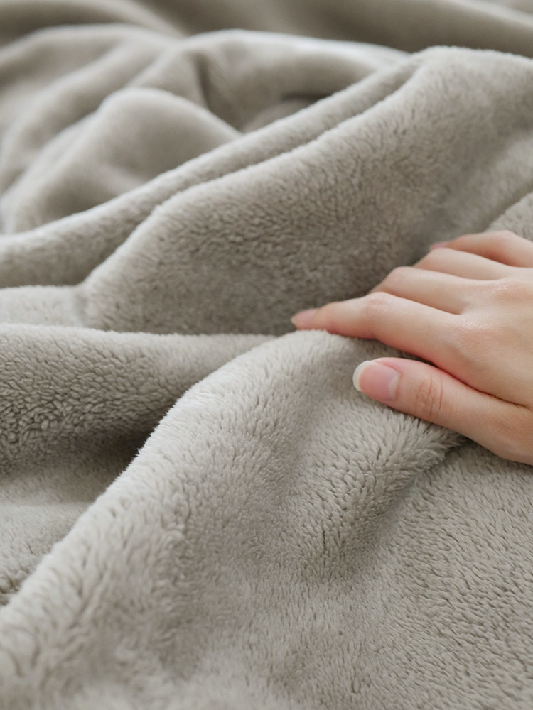 Le bois（ルボア）2WAY掛け布団カバー。ポリエステル製で150x210cmサイズの柔らかな質感を持つ寝具カバー。