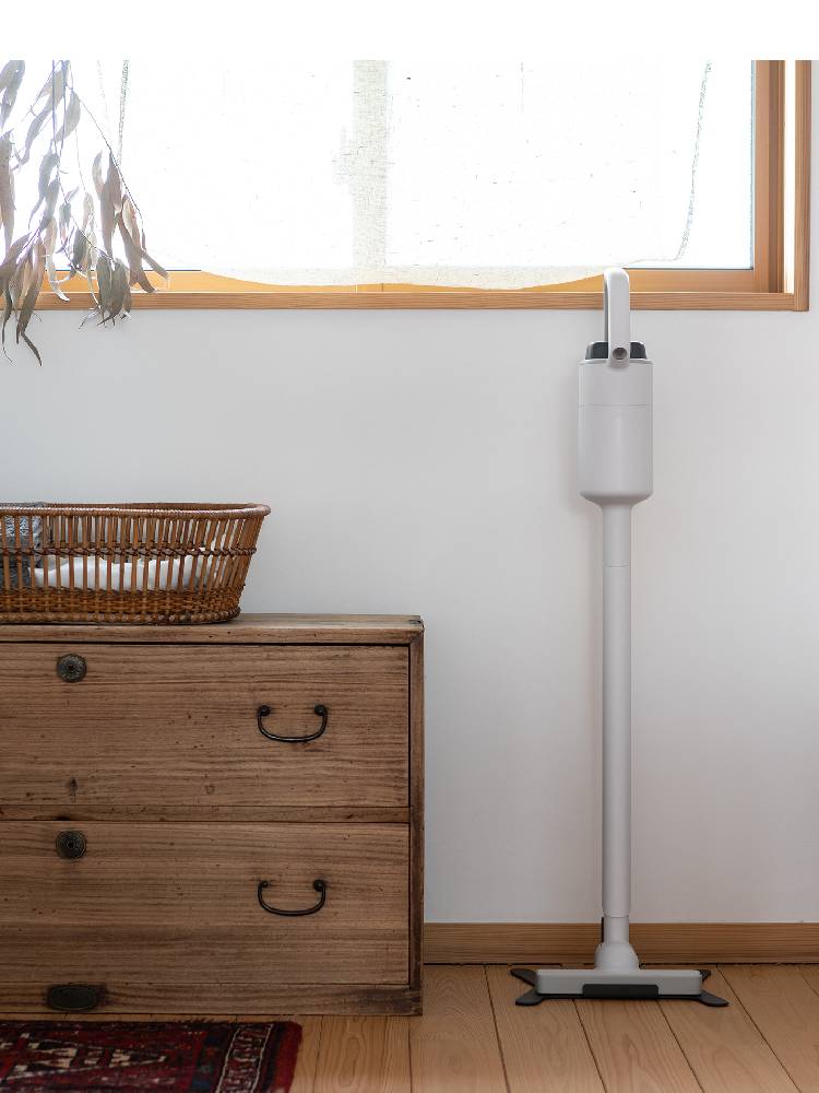 プラスマイナスゼロ コードレスクリーナー G040本体とロングノズル、フロアノズルのセット