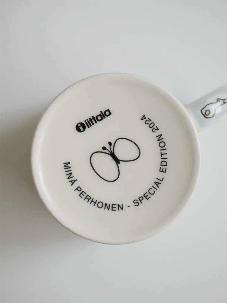 イッタラ×ミナ ペルホネン フォレストライフ 2024年限定ライトグレーの磁器マグカップ