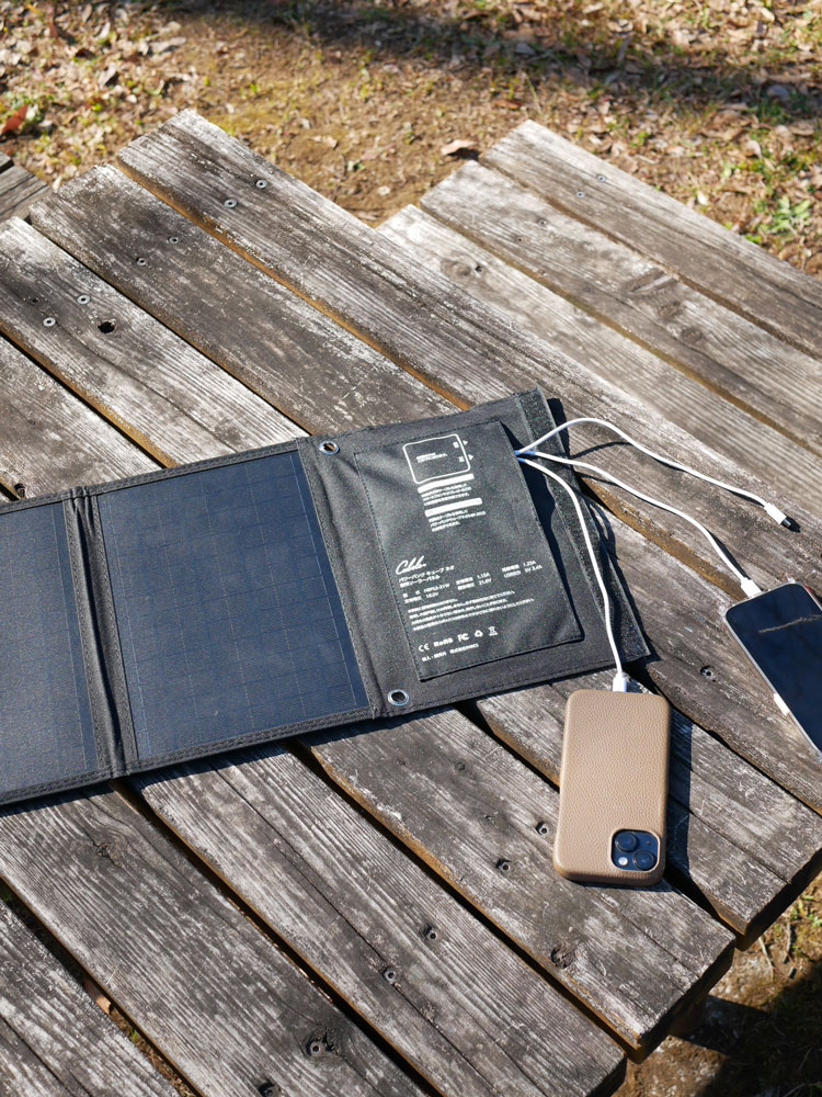 ポータブル電源キューブネオとソーラーパネルのセット