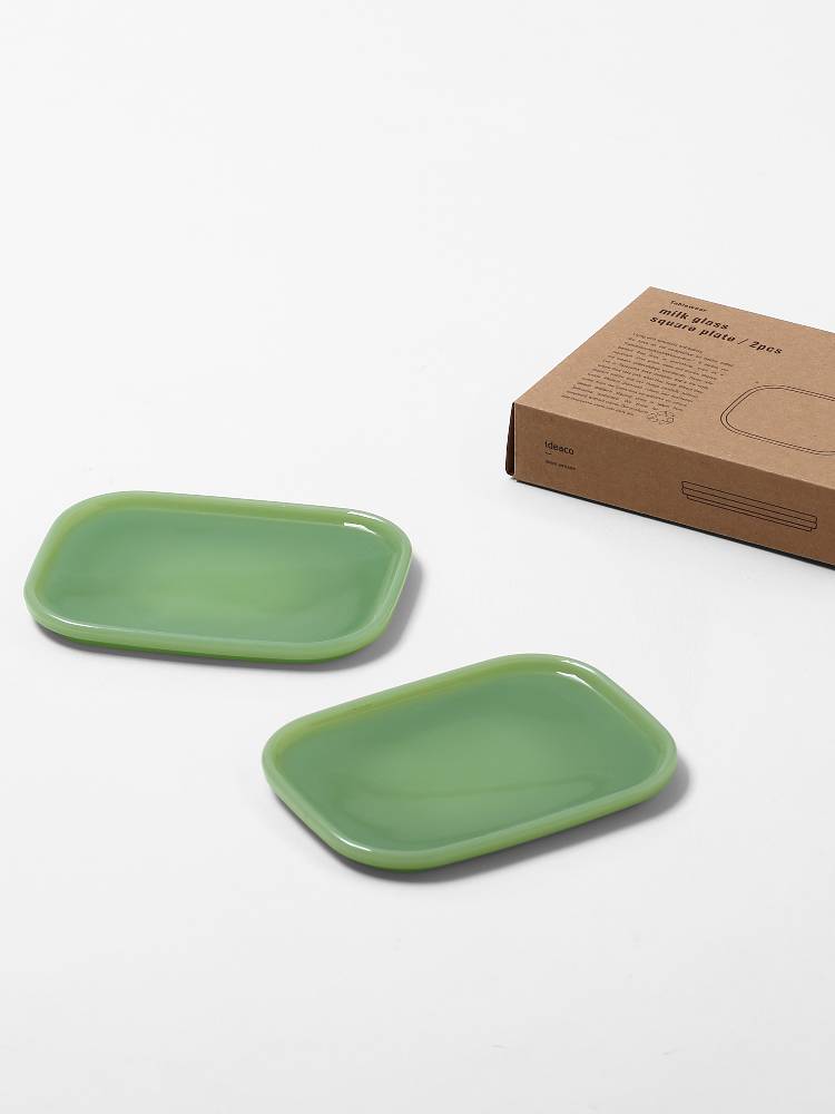 【ideaco/イデアコ】ホウケイ酸ガラス製のスクエアプレート2枚セット。白色でハンドメイドの個性的なデザイン。