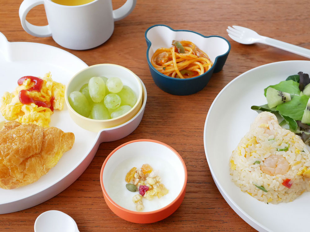 キッズ向けベアデザインのプレートとボウルセット