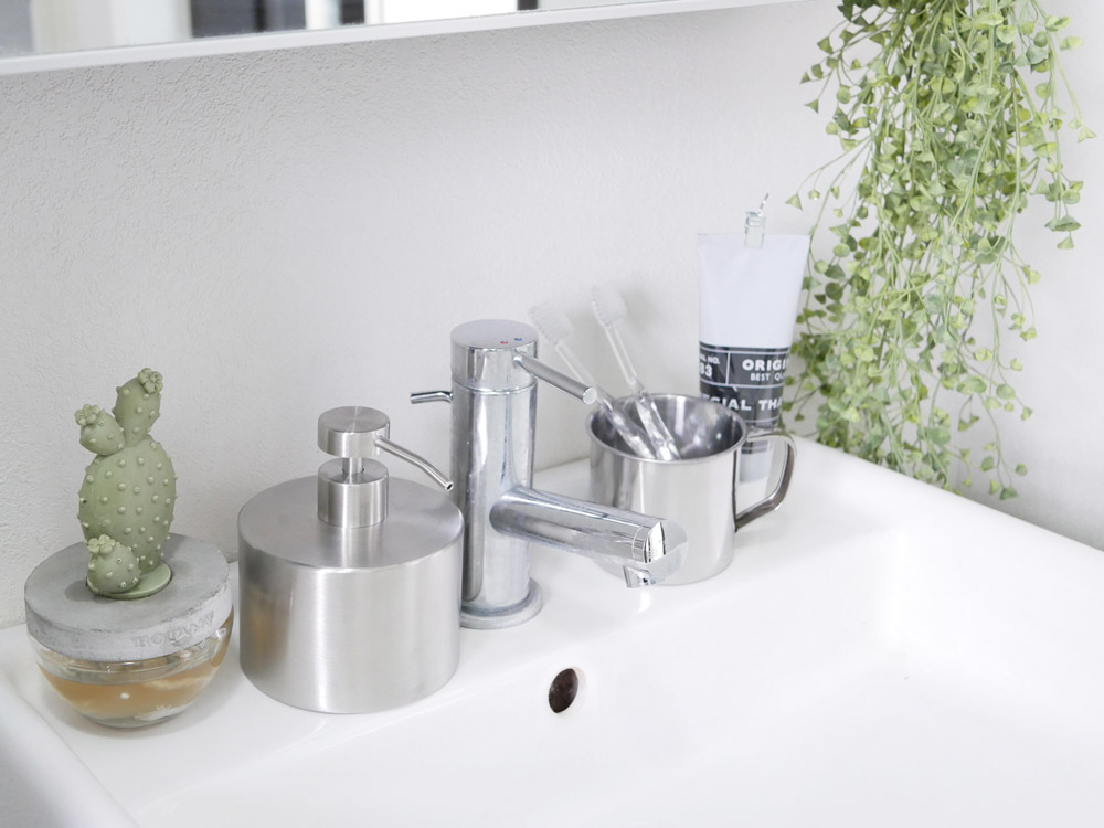 ダルトン製ステンレスソープディスペンサー