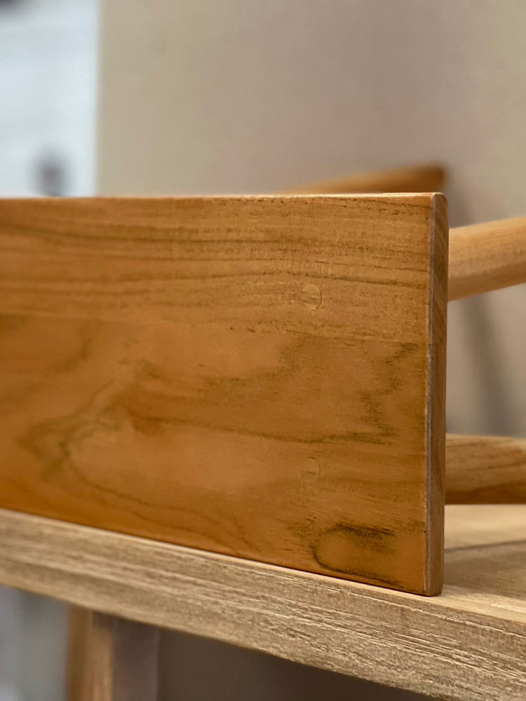 ワックス仕上げのComore Sunチークベンチ