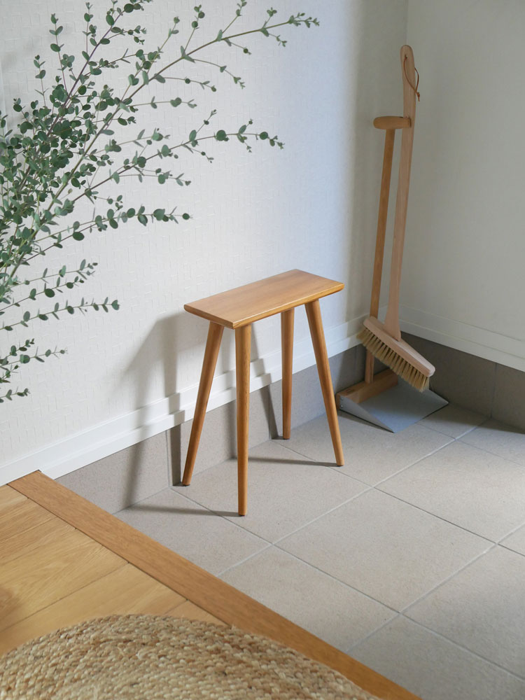 コモアサン製チークスツール