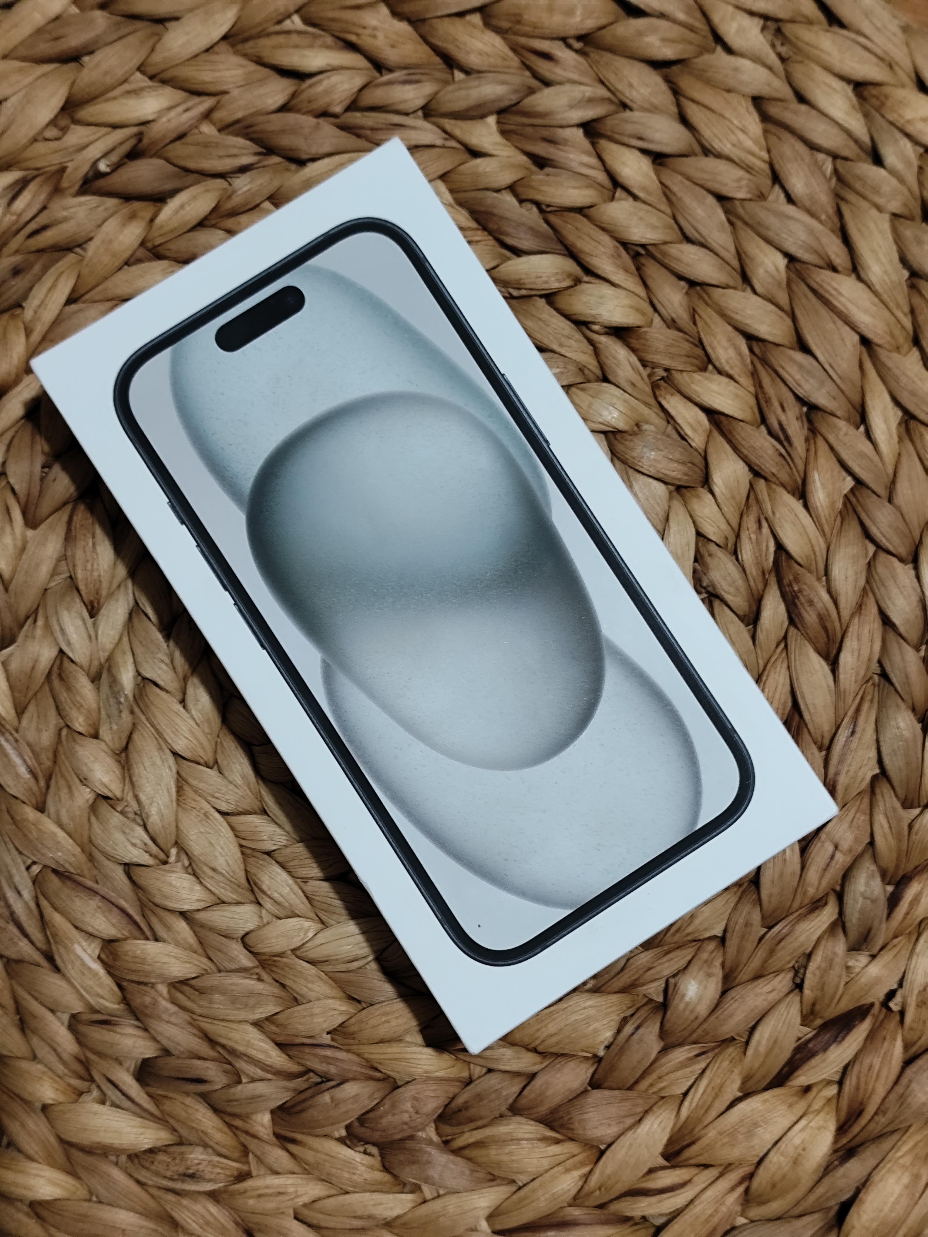 iPhone 15 256Gb Black - Resim 2