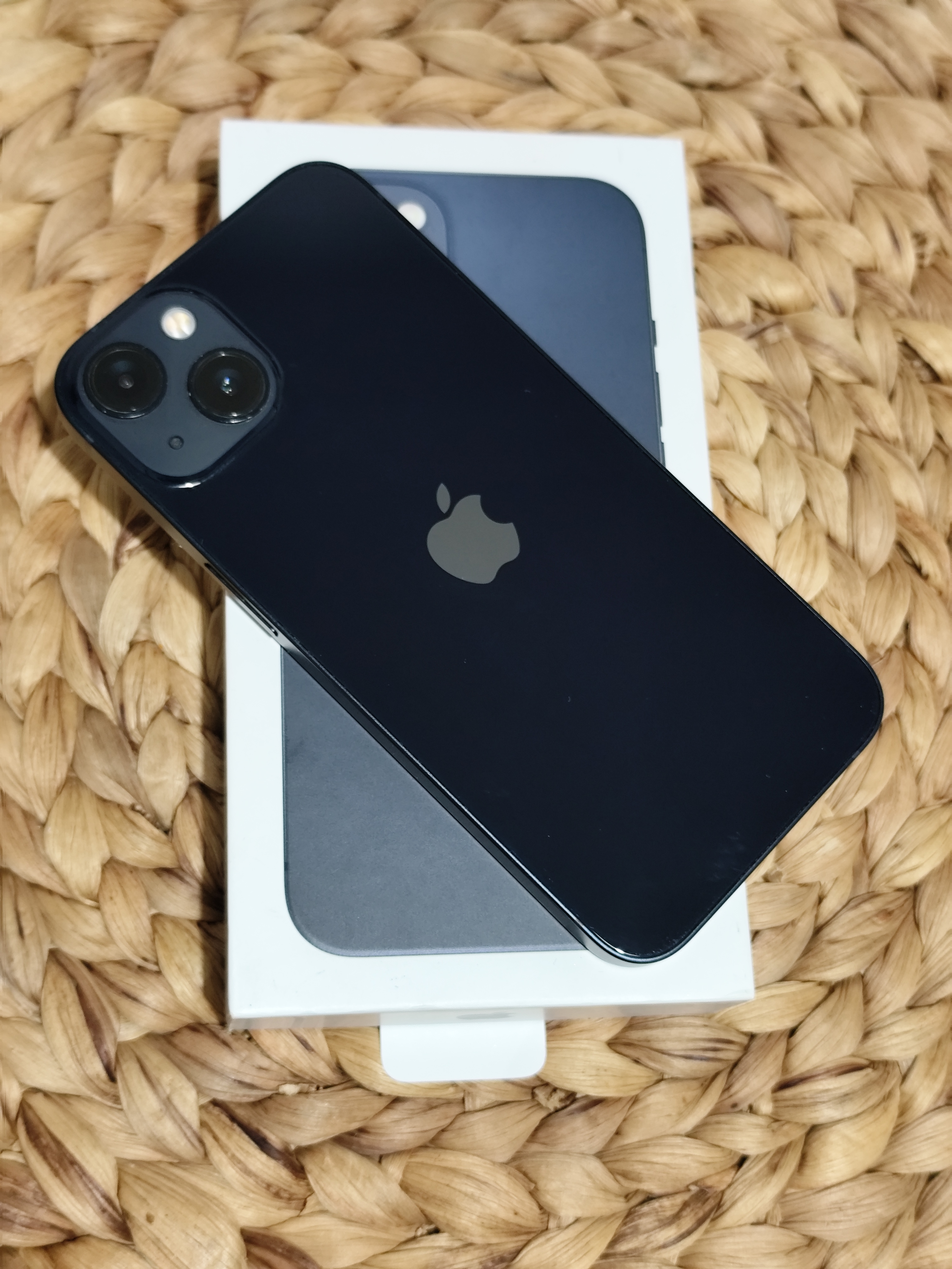 iPhone 13 128gb Midnight blue  - Resim 2