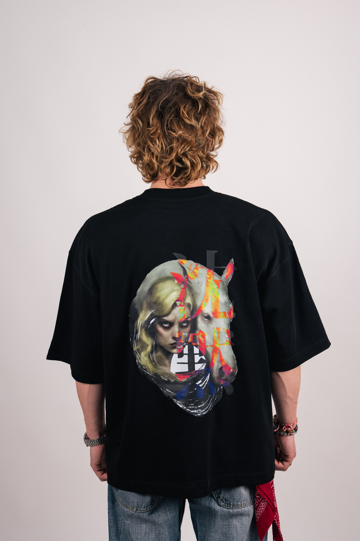 Silence Baskılı Premium Oversize Siyah Tişört