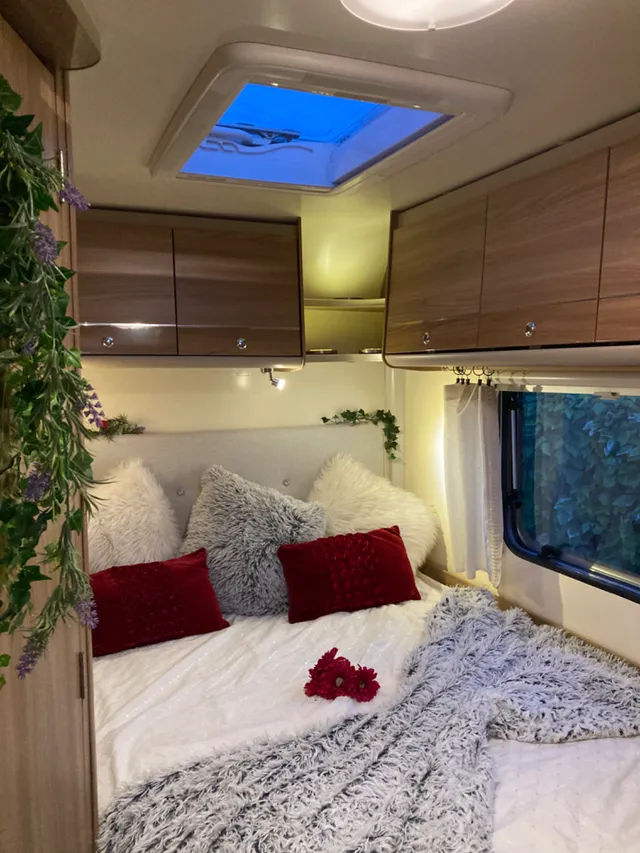 Motorhome image 3